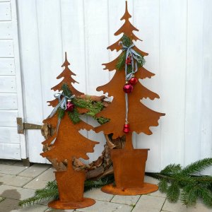 2 Tannen in Topf in Edelrost