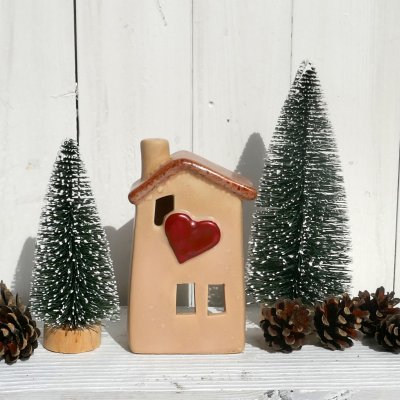 Wichtelhaus mit Herz und 2 Wichteltannen