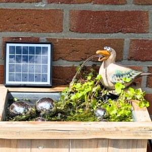 Holzkiste Miniteich Komplettset mit Solar-Wasserspiel - Möwe