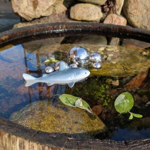 Schwimm-Hai & 6er-Set Edelstahl-Schwimmkugeln | Teich-Deko